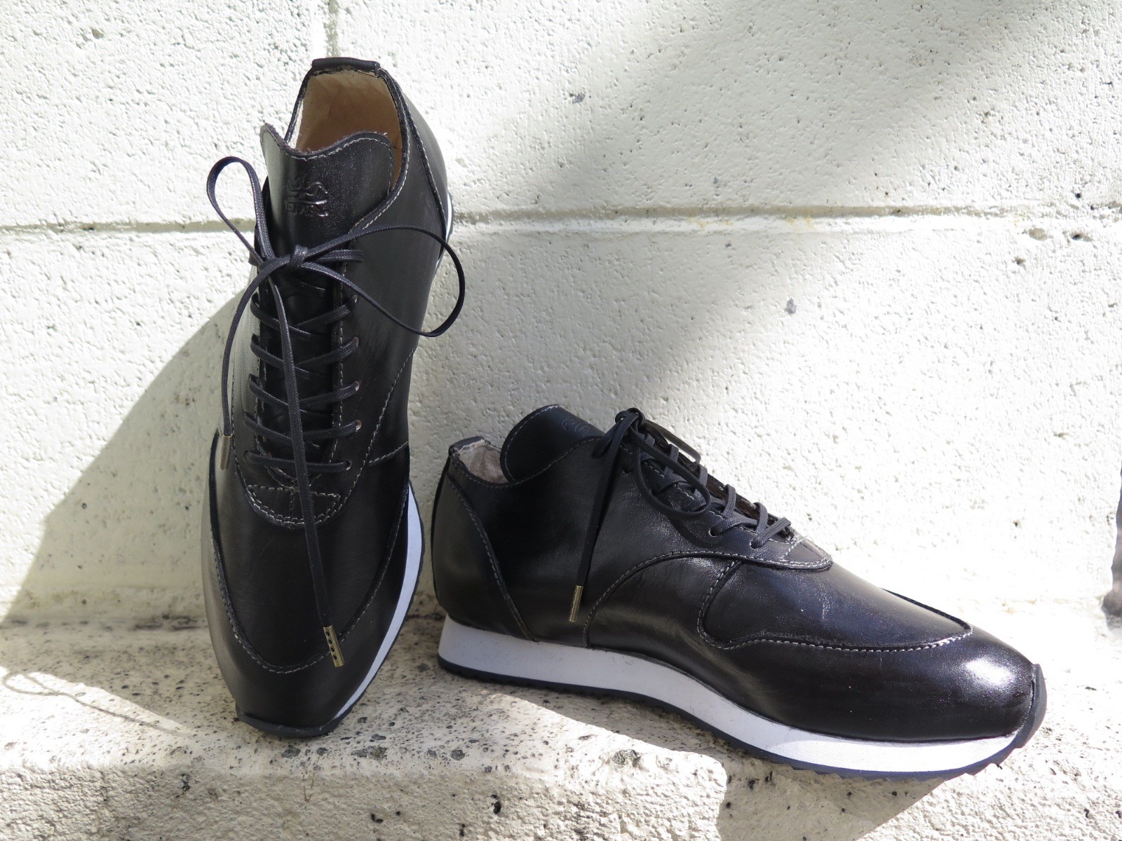 国産 レザースニーカー Ema