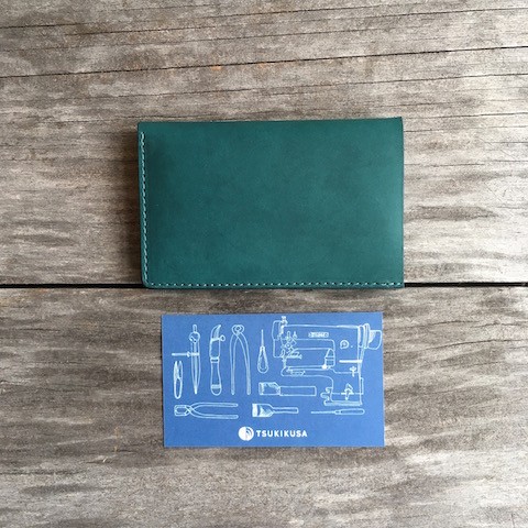 薄い 小さい 本革の名刺入れ tsukikusa