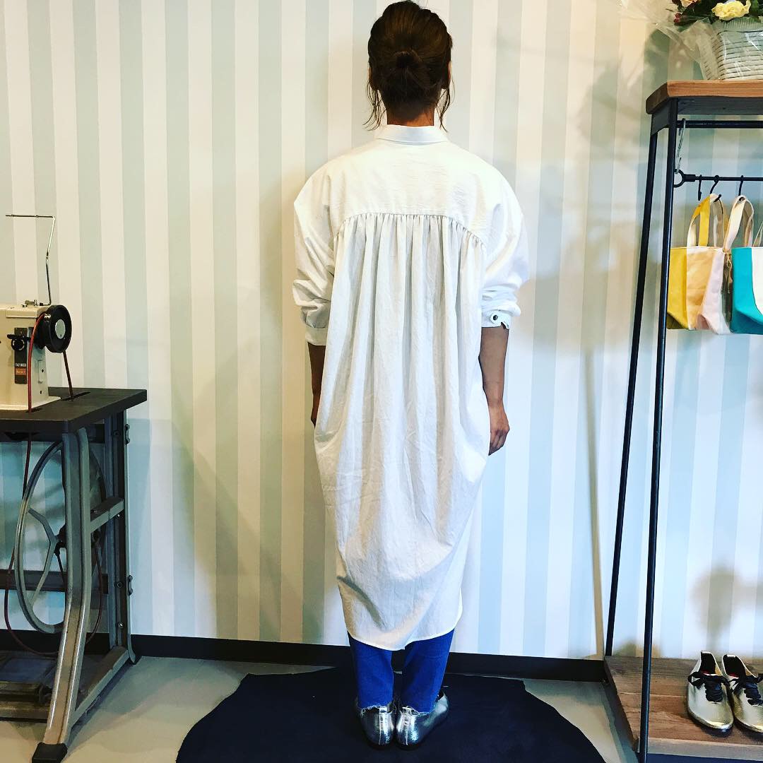 遠州織物シャツワンピース hjarta イエッタ