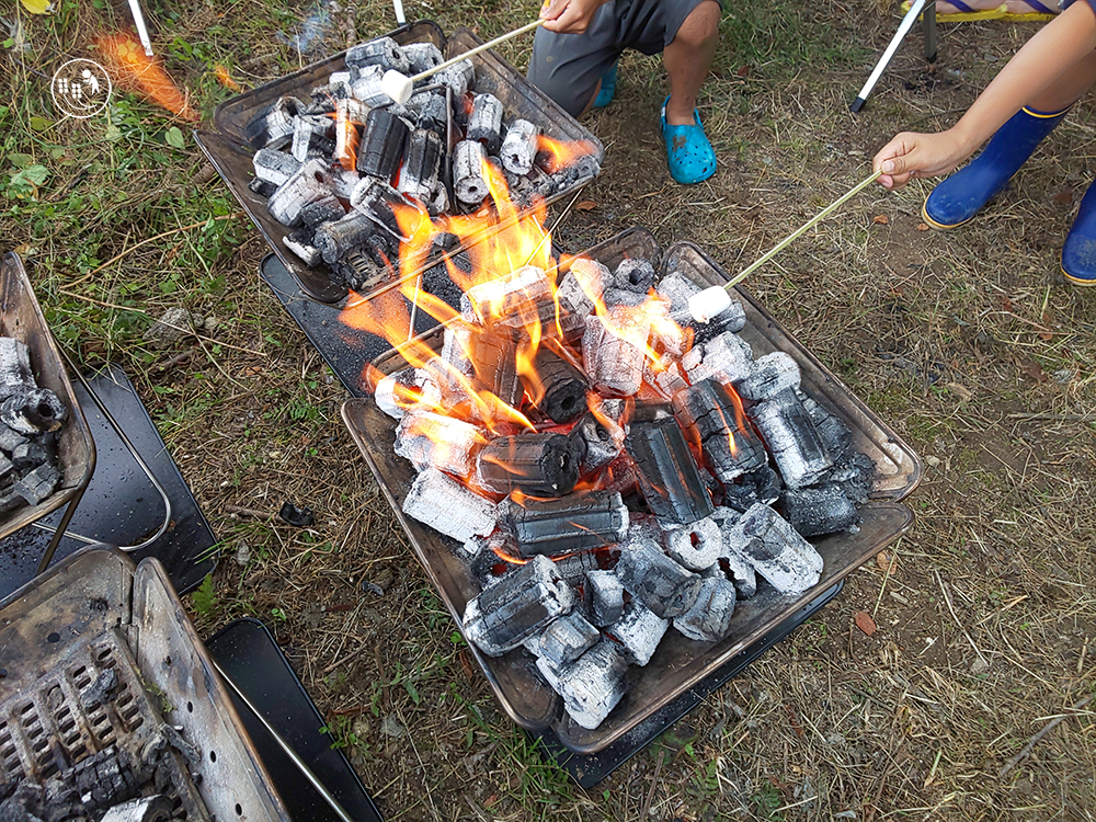 モミガライトで焼きマシュマロ Oriza モミガライトで焼きマシュマロ Oriza