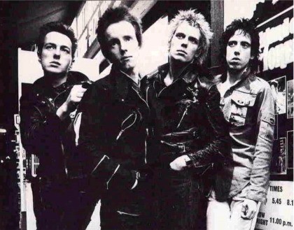 The Clashと 大人 のファッション 鉄則 のその先へ Sari Misa オリジナルtシャツなどのパンクファッション通販 The Clashと 大人 のファッション 鉄則 のその先へ Sari Misa オリジナルtシャツなどのパンクファッション通販
