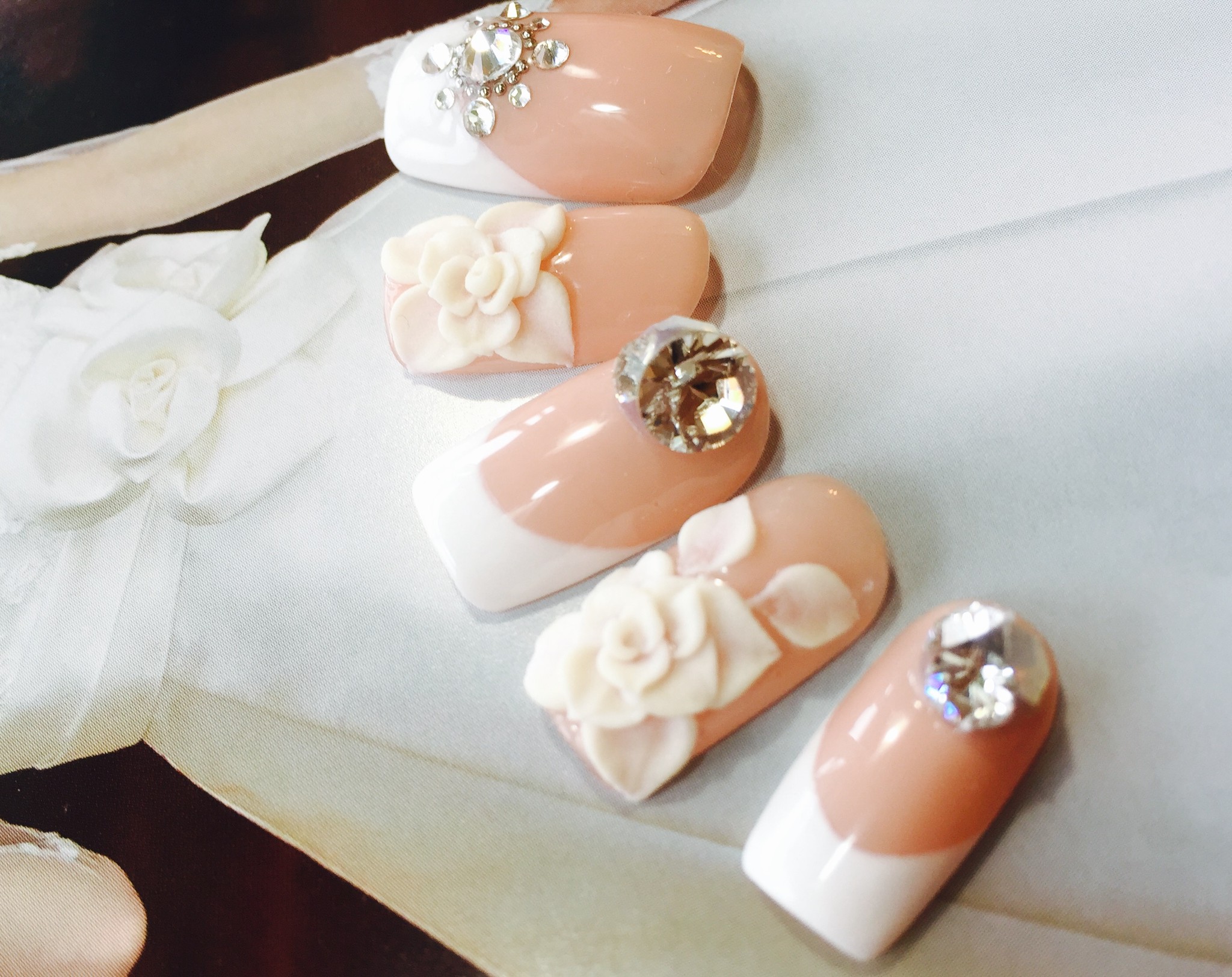ブライダルネイル専門のネイルチップショップができました 気分が上がるお出かけ小物ショップ Mariage
