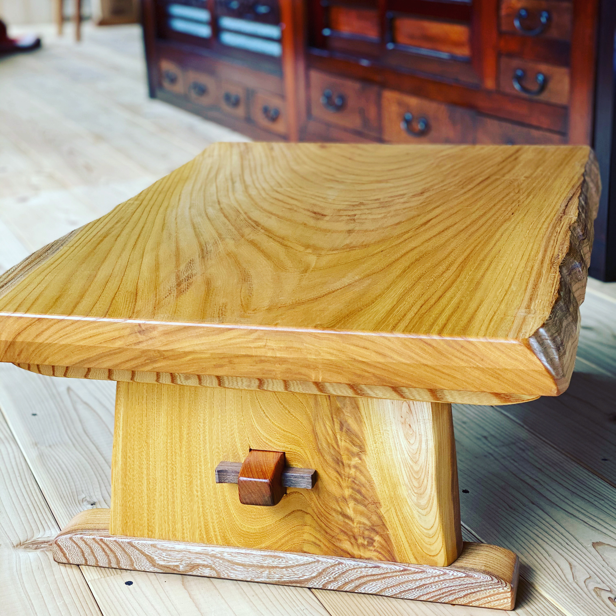 欅一枚板センターテーブル製作 Hakusancraft