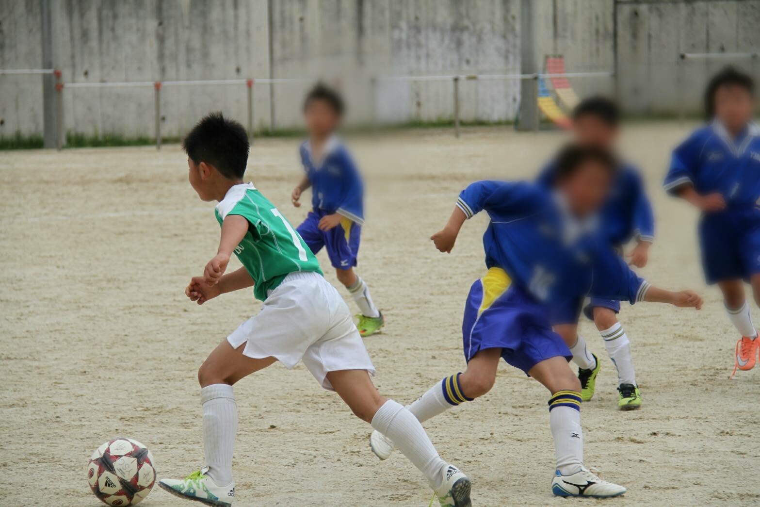 小学生の息子のサッカービデオ作りにハマってます ショートムーバー 小学生の息子のサッカービデオ作りにハマってます ショートムーバー