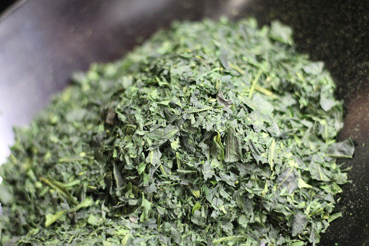 抹茶と緑茶粉末 粉末茶 の違いとは Shizen ナチュラルで上質な日本茶体験をお届けします