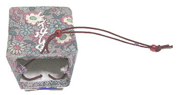 メモリアルお守りと巾着袋の使い方について 手作り手元供養品 やすらか庵