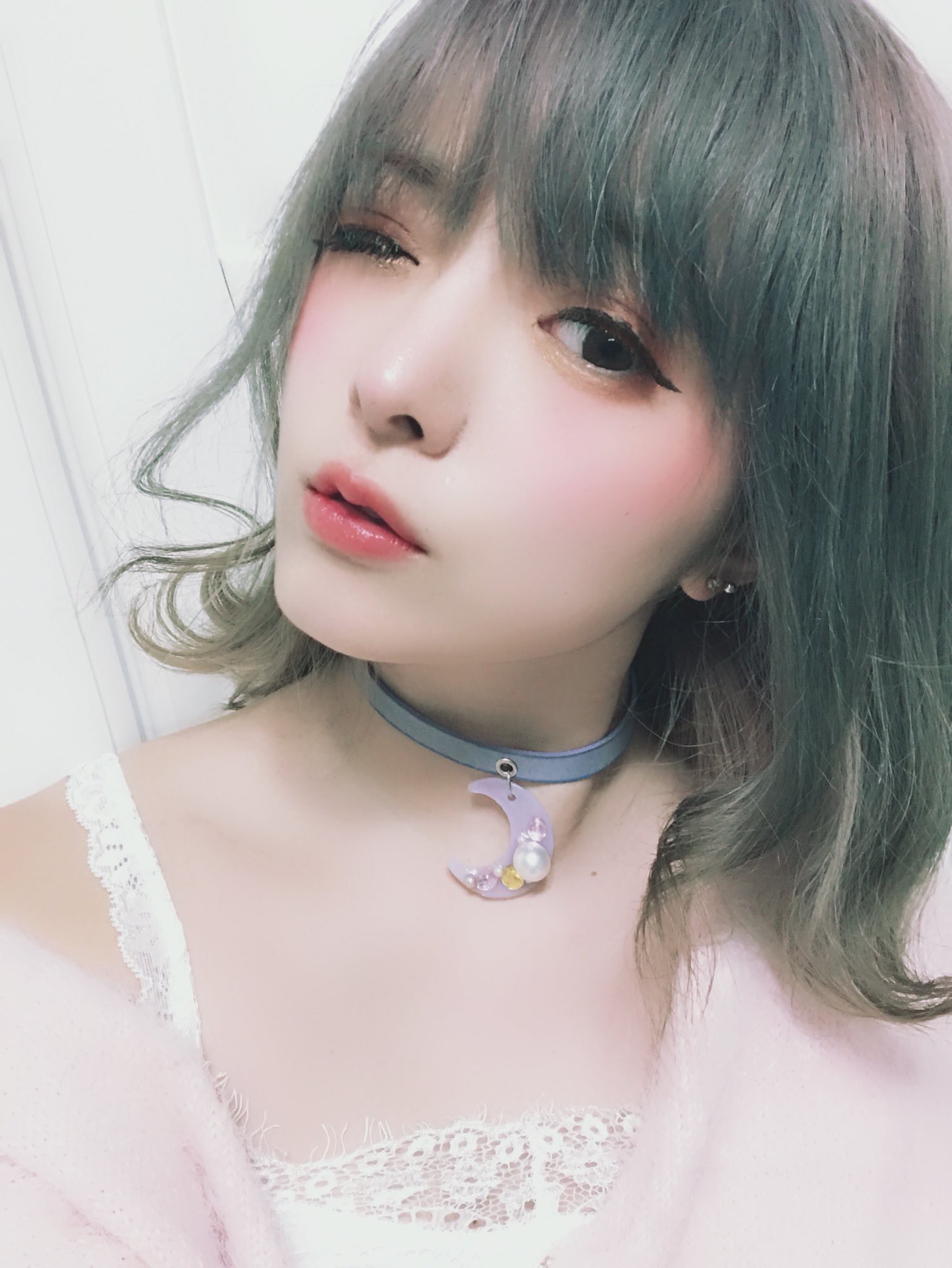 月灯りの下で待ってるよ パールムーンチョーカー Crescent96z 海と星と月が大好きな女の子のための ゆめかわいい オールハンドメイドアクセサリーショップ