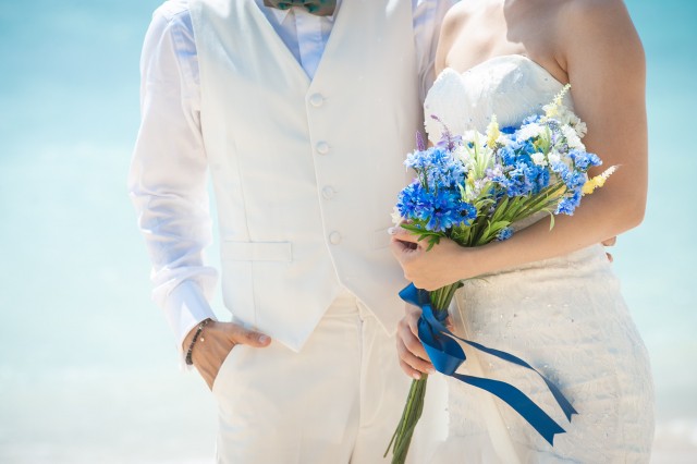 ウェディングドレスにネックレスなしはアリ メリットやポイントを解説します 結婚式準備中の花嫁様向け ウェディングアクセサリーショップ Bell Church ベルチャーチ ウェディングドレスにネックレスなしはアリ メリットやポイントを解説します 結婚式準備中の花嫁様向け ウェディングアクセサリーショップ Bell Church ベルチャーチ