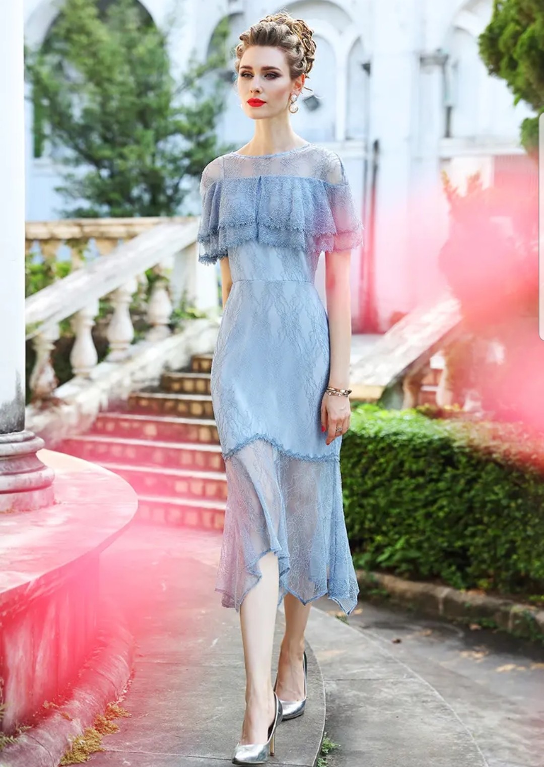 爽やかなティファニーブルーの装い Richesse9 リシェスナイン 海外セレブ パーティードレスワンピース専門店