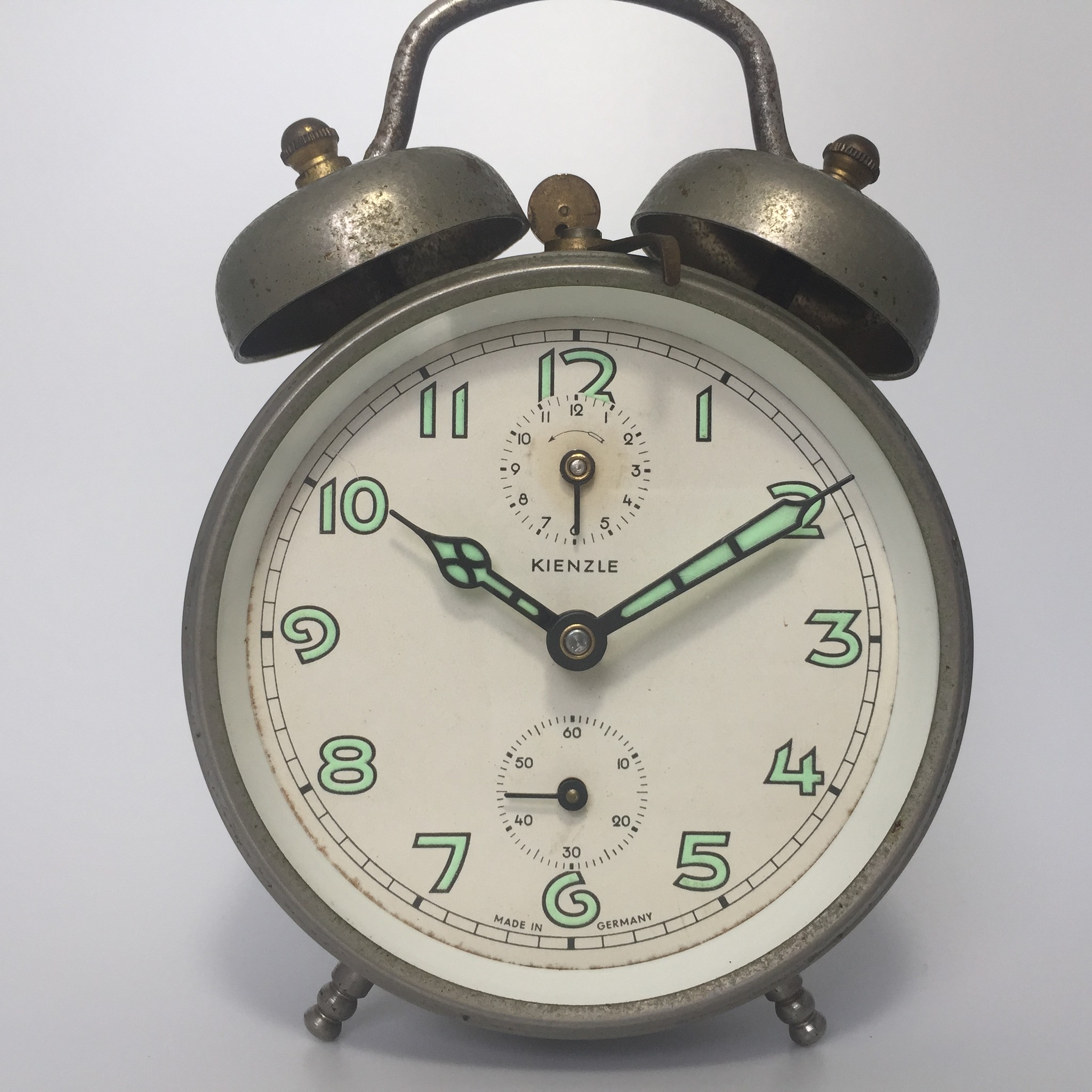 ドイツ製 キンツレー のダブルベル目覚まし時計をオーバーホールしました 路地裏の骨董カフェshop