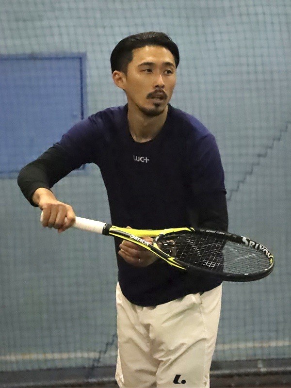 ジュニア時代の錦織圭選手から殊勲の星 実力派 河原コーチが語るニューブランド Luc の魅力とは Luc ルクタス オトナのためのスポーツウェア