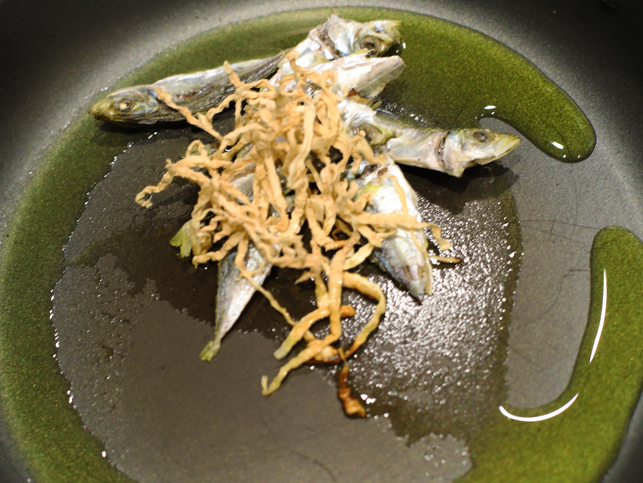 酒喜惣菜レシピ 鯵煮干しと切り干し大根のサッと炒め フィールドとテーブル 住吉酒販 公式 Online Store