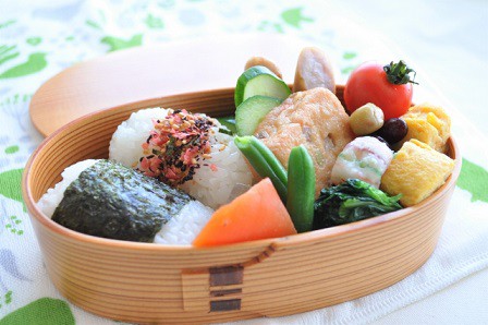 これから 春から お弁当をつくる方へ 小さめフライパンが大活躍 株式会社フジノス