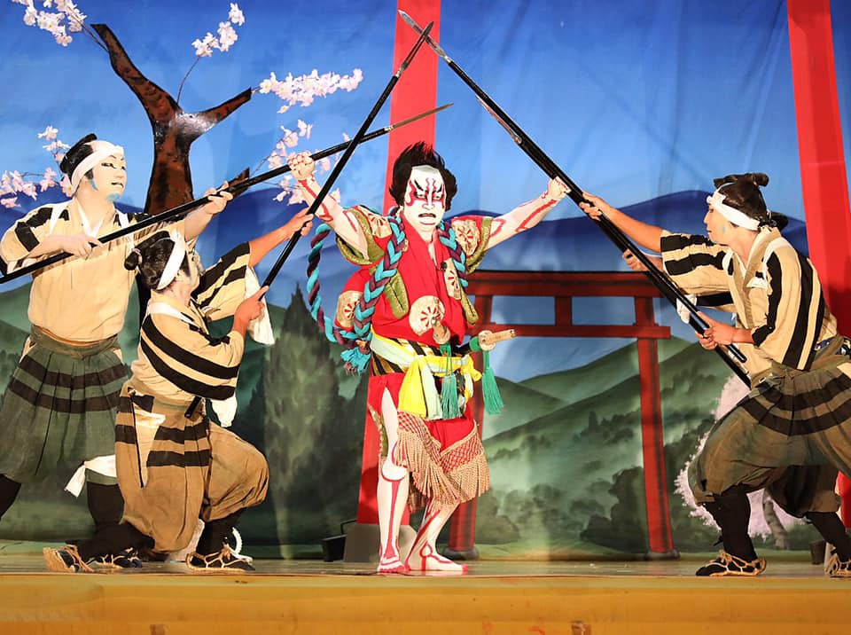 黒森歌舞伎 夏歌舞伎公演 義経千本桜 伏見稲荷鳥居前の場 のお披露目 黒森歌舞伎応援プロジェクト 黒森歌舞伎 夏歌舞伎公演 義経千本桜 伏見稲荷鳥居前の場 のお披露目 黒森歌舞伎応援プロジェクト