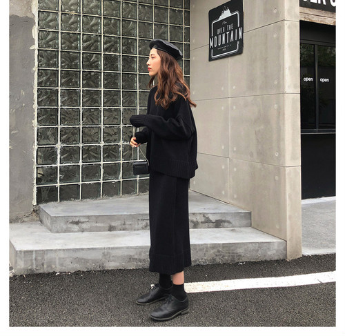 ニットセットアップでゆる くオシャレ ラテカラーのニットセットアップ オトナ女子韓国きれいめコーデ Picena ピセナ