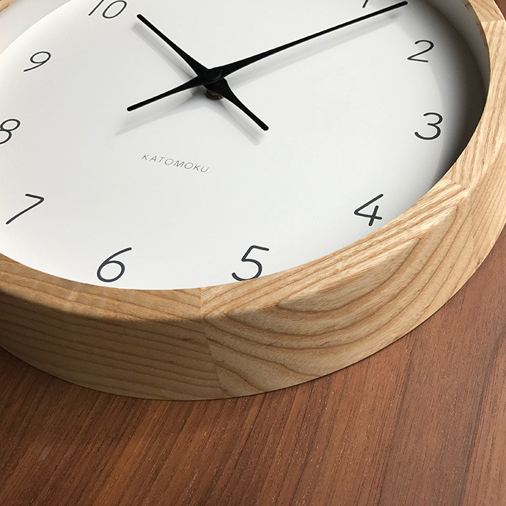 尾っぽが長くて くびれた針がかわいい時計のご紹介 テストマーケティングコーナーにて 加藤木工株式会社 Online Shop