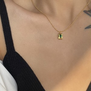 ゴールド ストーンネックレス エメラルドグリーン アクセサリー Kc534 Che Gioia