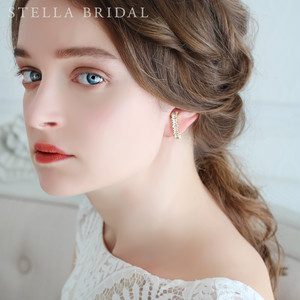 キュービックジルコニア イヤーカフ Frozen Bar Medium Stella Bridal オシャレ花嫁さま御用達ウェディングアクセサリーショップ ステラブライダル