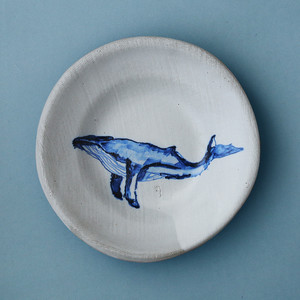 POTTER'S HUSBAND soup plate painted whale _Black