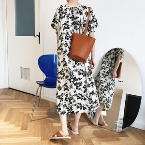 ボタニカル花柄ワンピース ワンピース ラウンドネック 半袖 花柄 ボタニカル柄 マキシロング丈 フェミニン きれいめカジュアル カジュアル 夏 春 Op 1005 Y Happy Orurea ハッピーオルレア