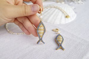 【刺繍ジュエリー】Fish! ▽注文時に、ピアス/イヤリングお選びいただけます。