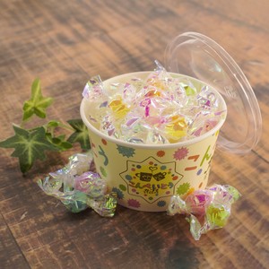 カップ詰め合わせ (Assorted cups) カップ詰め合わせ (Assorted cups)