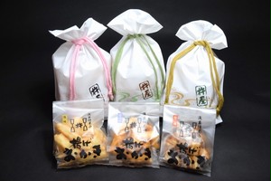 【定番】揚げおかき3袋入り巾着セット 【定番】揚げおかき3袋入り巾着セット