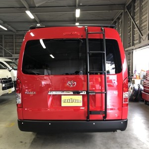 ハイエース0系 ミドルルーフ用 Fdリアラダー ステンレス製サテンブラック 粉体塗装仕上げ Fdharlm01 Fd Camp 公式オンラインストア