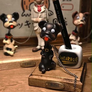 WEIRDOG PEN STAND WEIRDOG PEN STAND