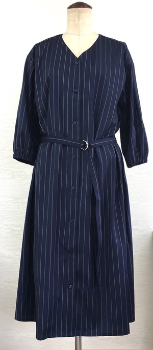 W016 Vネックワンピースの型紙 池袋 Sewing Studio