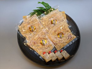 玄海灘産天然鯛茶漬け4人前 灯庵特製ごまだれ付 玄海灘産天然鯛茶漬け4人前 灯庵特製ごまだれ付