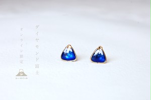 ダイヤモンド富士 ピアス / 樹脂ピアス / イヤリング ダイヤモンド富士 ピアス / 樹脂ピアス / イヤリング