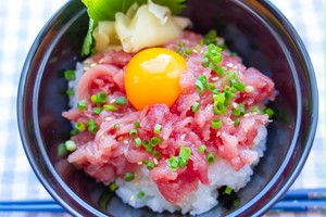厳選!高級海の幸満載!手間なし!包丁、まな板不要!「ねぎとろ丼セット」(2~3人前) 厳選!高級海の幸満載!手間なし!包丁、まな板不要!「ねぎとろ丼セット」(2~3人前)