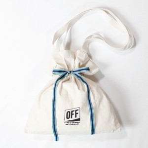 Off オフ ギフト3点セット M プチギフト ギフトセット 通販 おしゃれ 5000円 大人の女性 女子 女の子 女性 ブランド 女性向け おすすめ 誕生日 クリスマス 友達 彼女 コスメ プレゼントボックス 10代 代 30代 人気 巾着トートバッグ ミニポーチ 巾着ポーチ