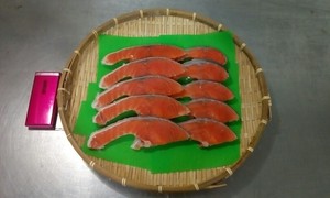 美味しいチリ産銀鮭切り身１０枚セット　朝食にお弁当にいかがですか？