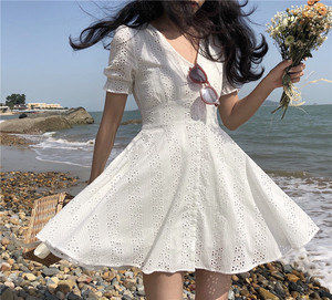 レトロ コットン ミニワンピース 花柄 穴あき S M Macaron