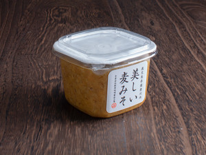 美しい麦みそ 500g 美しい麦みそ 500g