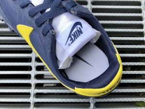 nike waffle racer obsidian & chrome yellow