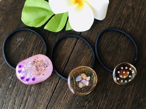 レジンヘアゴム