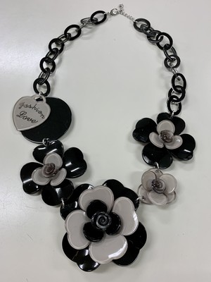 【SONA】フラワーネックレス (730-993) 【SONA】フラワーネックレス (730-993)