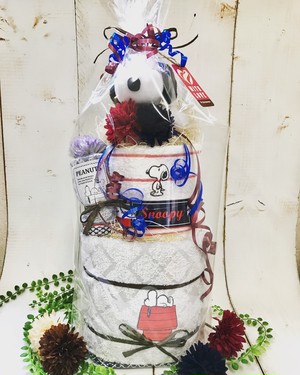 スヌーピー おむつケーキ おむつケーキ 出産祝い ギフト オシャレ 個性的 かわいい キャラクター おくりもの屋ショップ