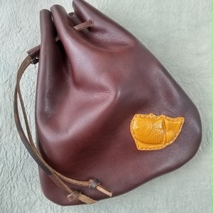 もっちりチョコ色の勇鯛くんの巾着袋 もっちりチョコ色の勇鯛くんの巾着袋