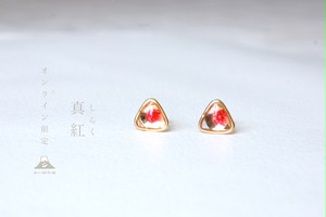 真紅 ピアス / 樹脂ピアス / イヤリング 真紅 ピアス / 樹脂ピアス / イヤリング