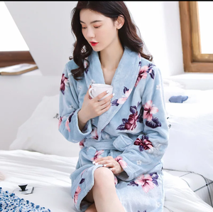 送料無料 バスローブ 花 パジャマ あったかい レディース ロングバスローブ リラックス お風呂 可愛い オシャレ ルームウェア ベッドルーム Sunnyssnappy