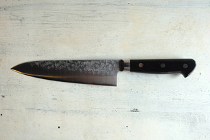 V10スペシャル 牛刀 180mm 鎚目 口金付【高村刃物製作所】 V10スペシャル 牛刀 180mm 鎚目 口金付【高村刃物製作所】