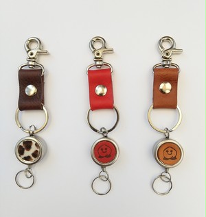 金具付きのリールキーホルダー 金具付きのリールキーホルダー