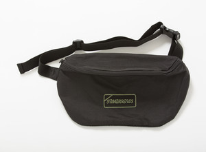 BODY BAG  <BLACK>
