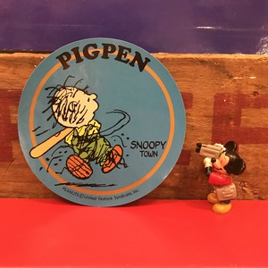 スヌーピー Peanuts ピッグペン 特大ステッカー 限定品 00年製 福岡 大名のおもちゃ屋 トイズヘッド