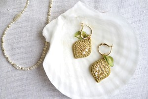 【刺繍ジュエリー】Lemon! ▽注文時に、ピアス/イヤリングお選びいただけます。