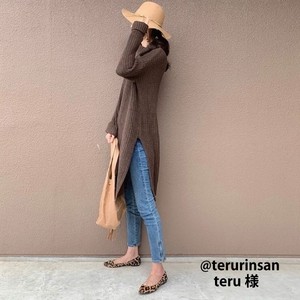 深いサイドスリットが入ったローゲージニットワンピース レディース 長袖 ニット ロング丈 タートルネック カジュアル デート 女子会 代 30代 40代 Ailla アイラ